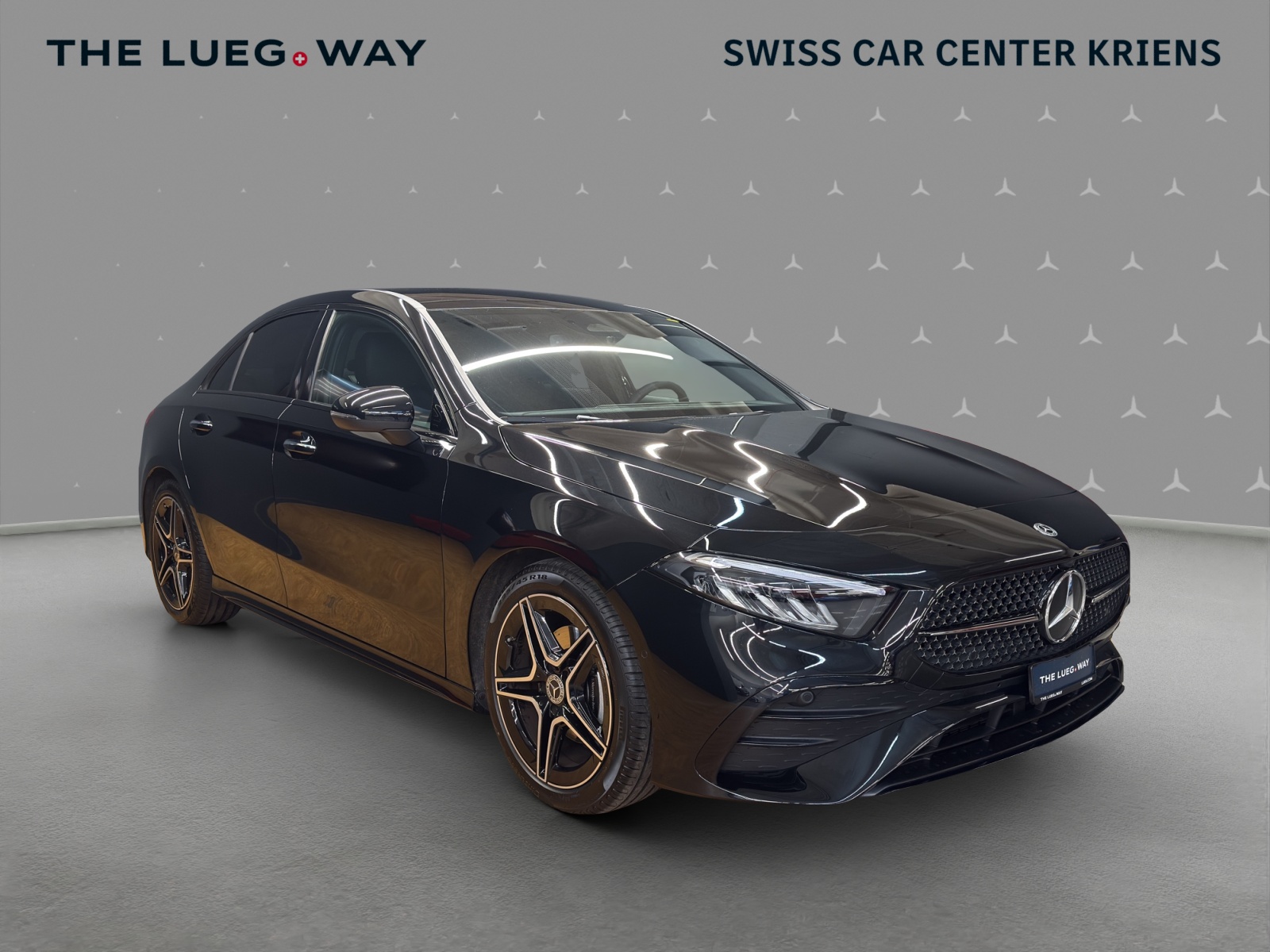 MERCEDES-BENZ A 180 - AMG / Rückfahrkamera / Volldigitales Display / Sitzkomfort-Paket-image-6