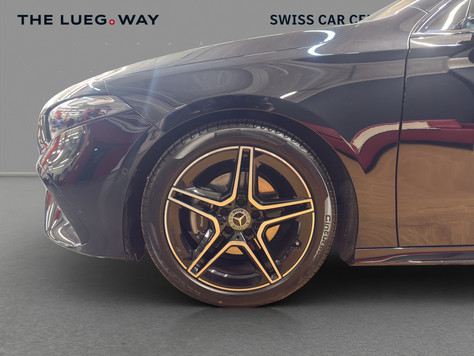 MERCEDES-BENZ A 180 - AMG / Rückfahrkamera / Volldigitales Display / Sitzkomfort-Paket-image-8