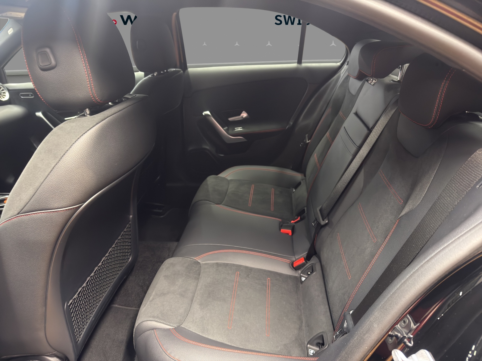 MERCEDES-BENZ A 180 - AMG / Rückfahrkamera / Volldigitales Display / Sitzkomfort-Paket-image-15
