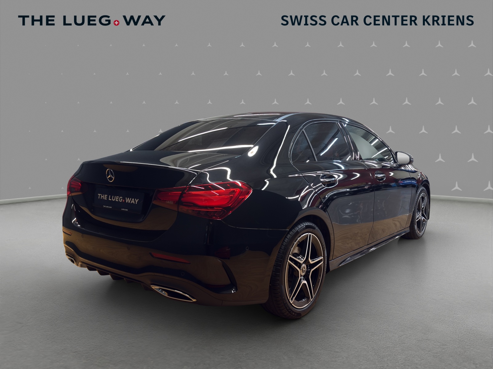 MERCEDES-BENZ A 180 - AMG / Rückfahrkamera / Volldigitales Display / Sitzkomfort-Paket-image-5