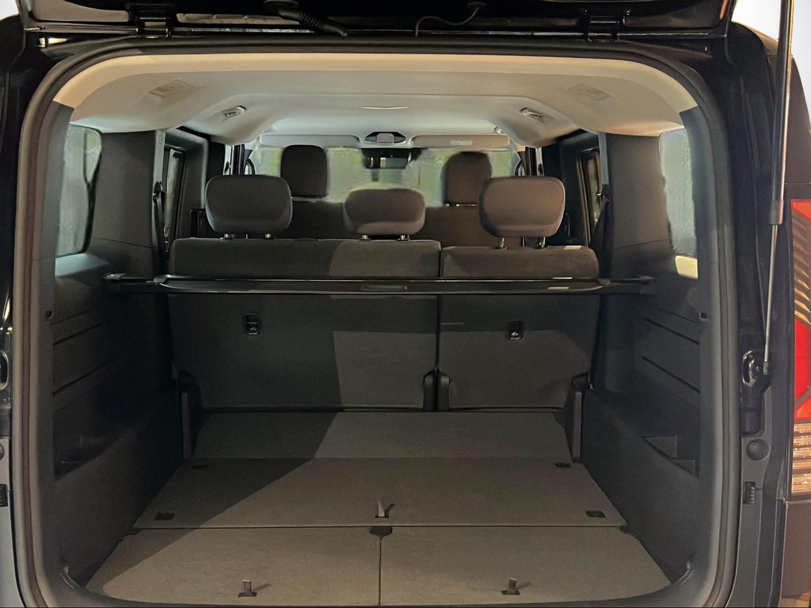 KIA PV5 Passenger 71.2 kWh Elite-image-6