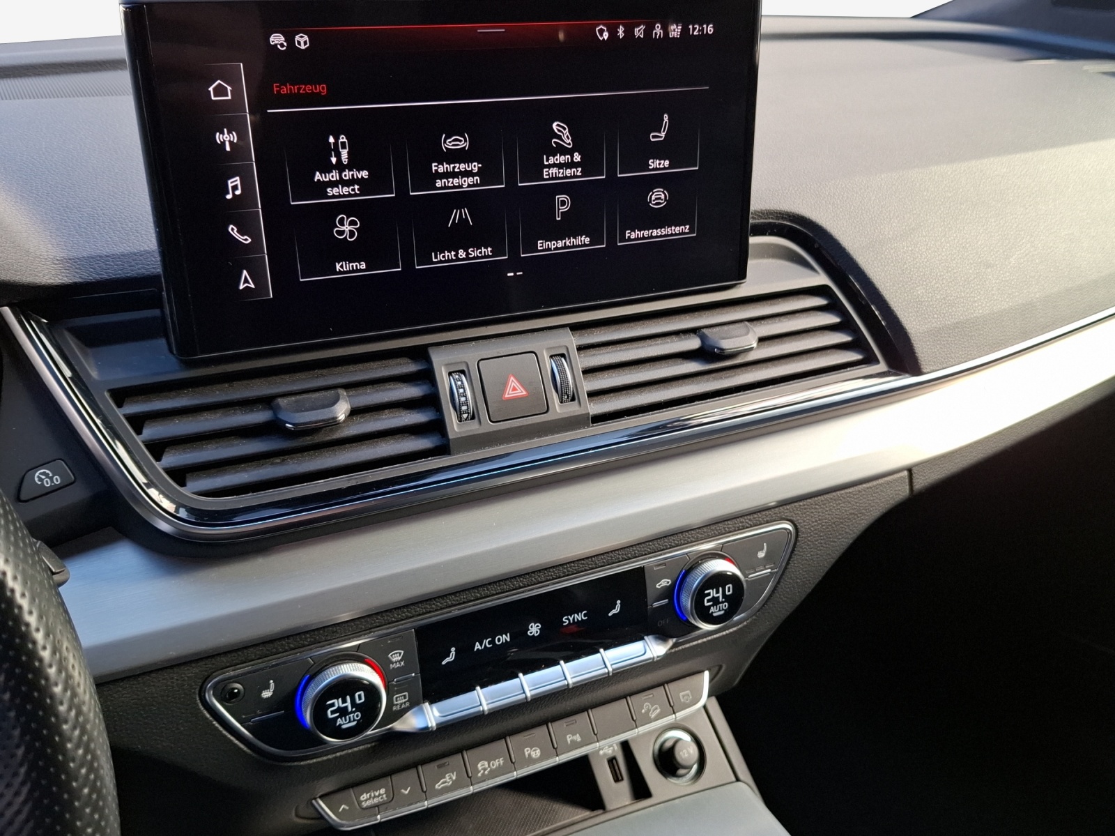AUDI Q5 Sportback 50 TFSI e PHEV S line quattro S-tronic-image-11