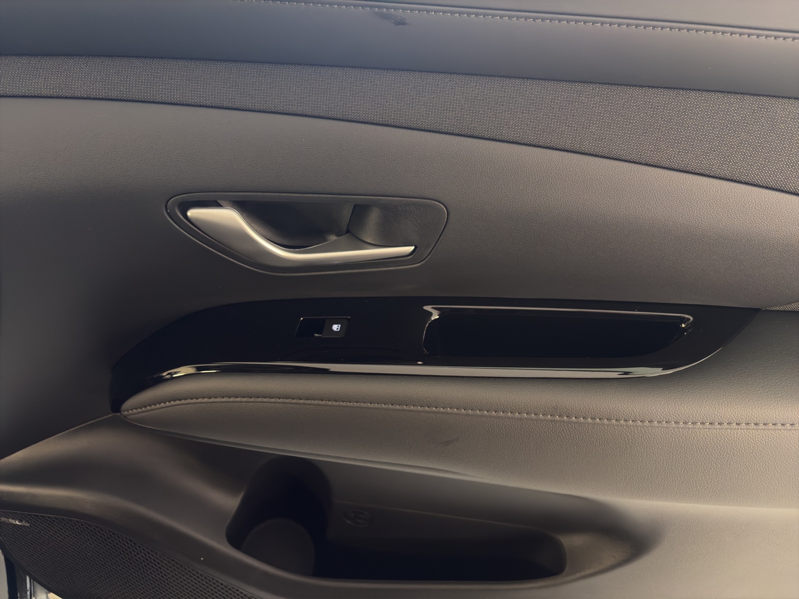 HYUNDAI Tucson 1.6 TGDI HEV Amplia 4WD-image-10