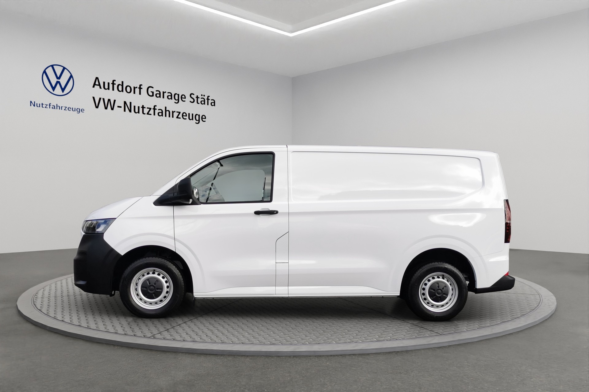 VW Transporter 2.0 TDI-image-1