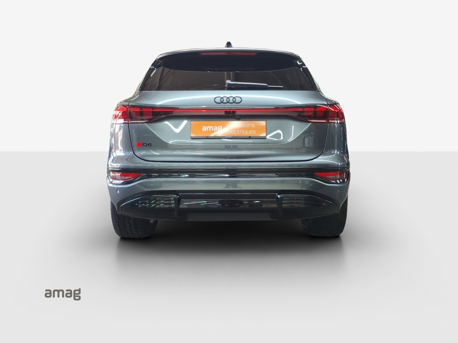 AUDI Q6 e-tron quattro-image-4
