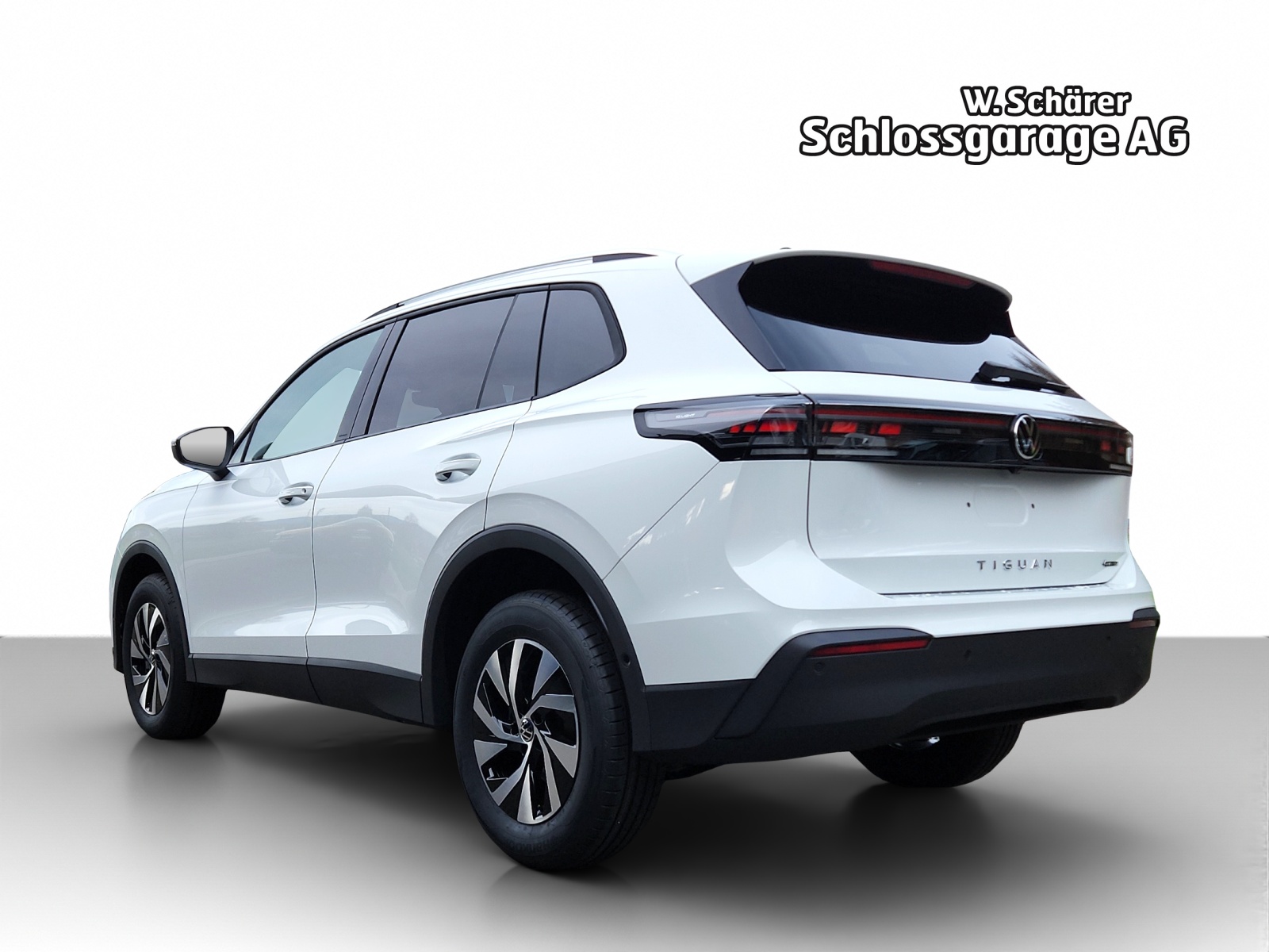 VW Tiguan 2.0 TSI DSG United 4Motion-image-2