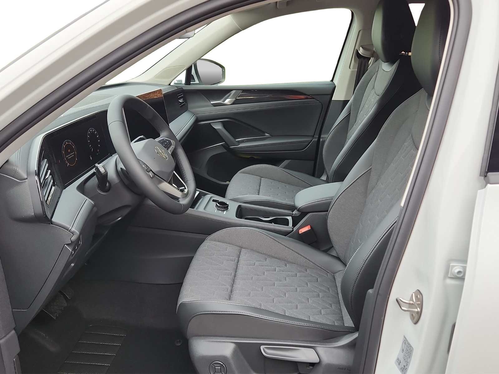 VW Tiguan 2.0 TSI DSG United 4Motion-image-8