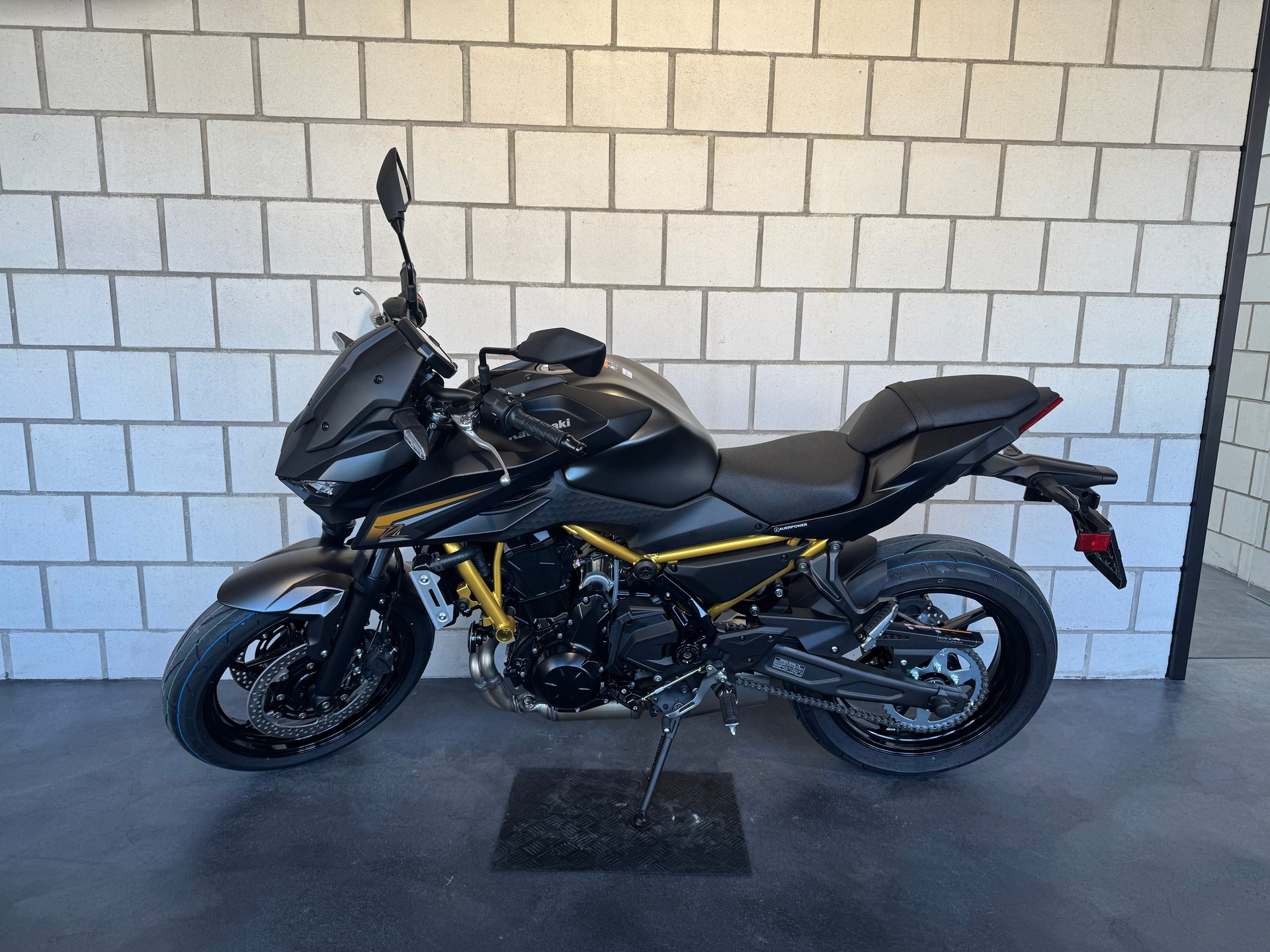 KAWASAKI Z 650 S (35kW)