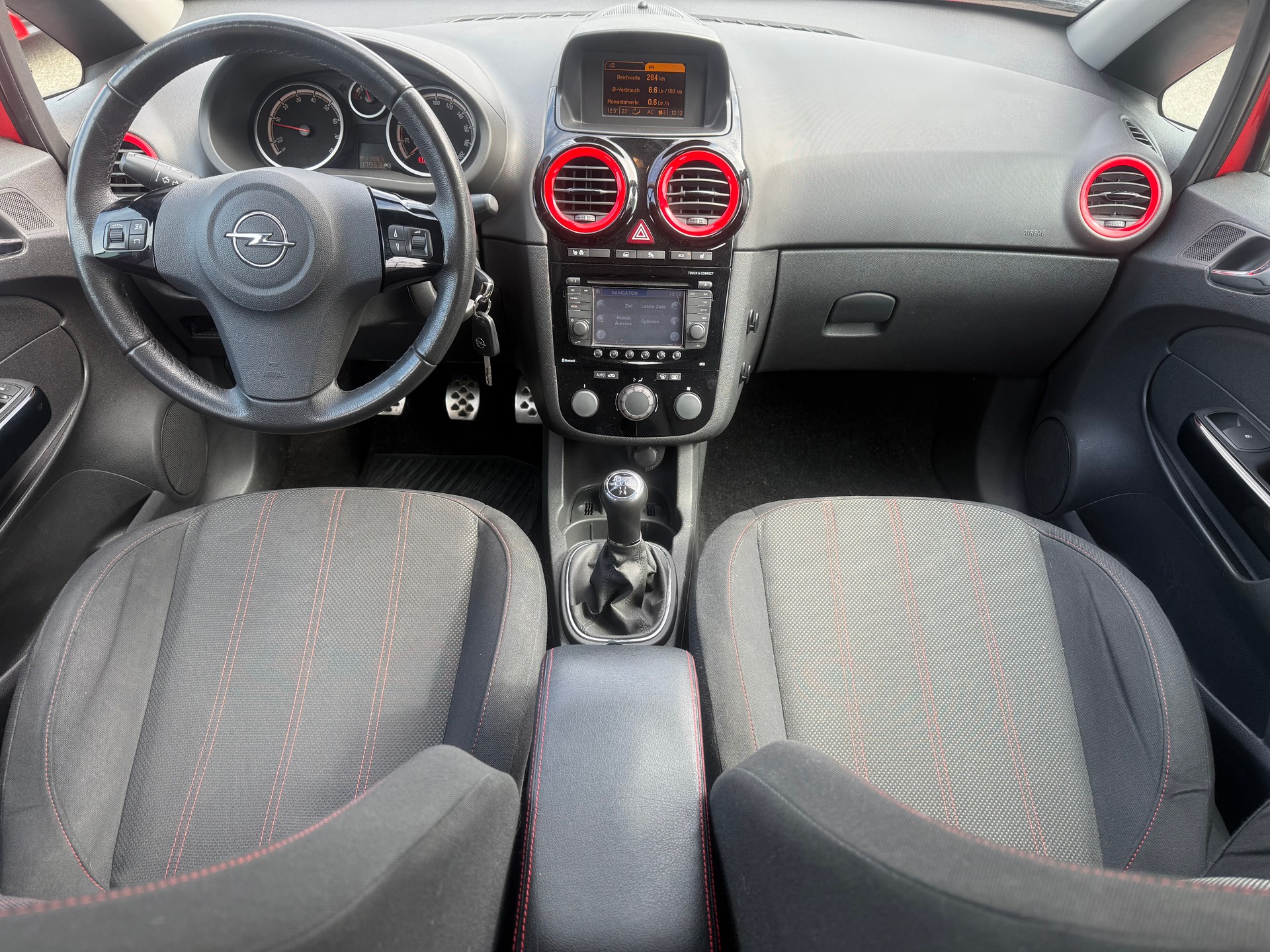 OPEL Corsa 1.4 Turbo Color Edition-image-8