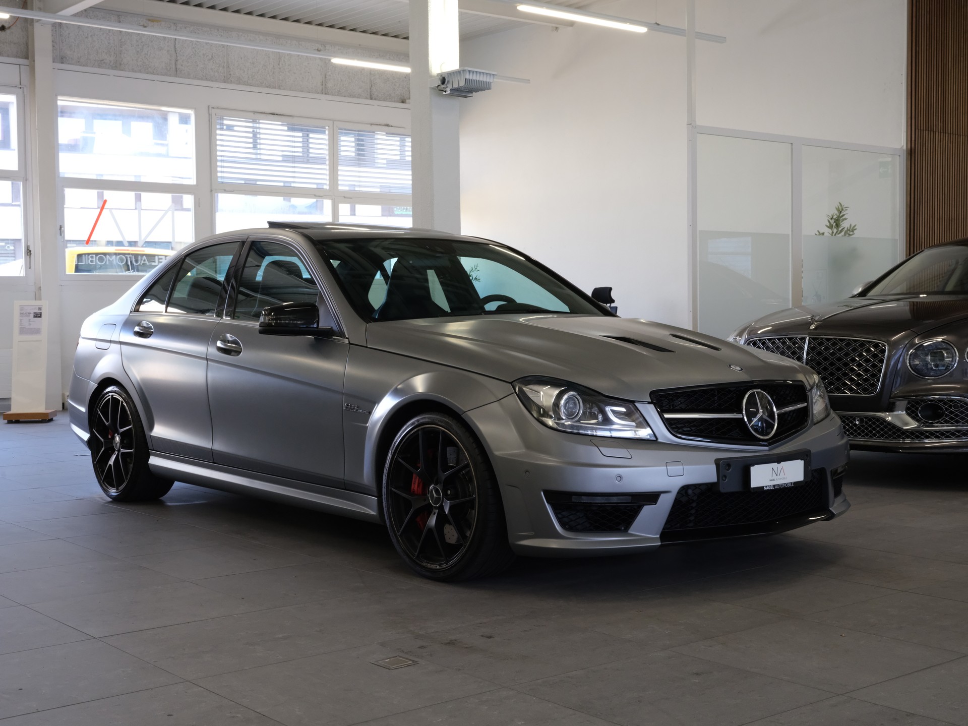 MERCEDES-BENZ C 63 AMG Avantgarde Edition 507 Speedshift MCT *Sonderlackierung* *Carbon Paket*-image-1
