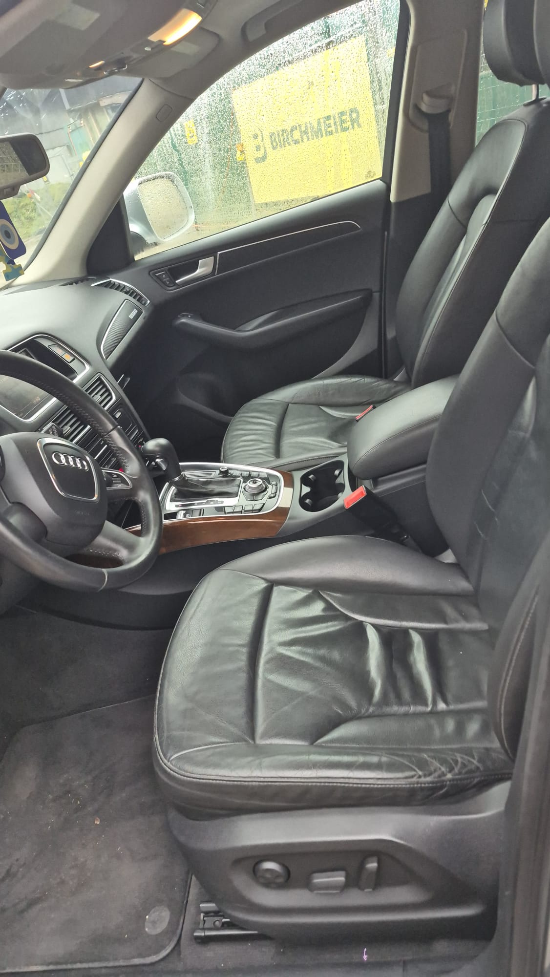AUDI Q5 3.2 FSI quattro S-tronic-image-10