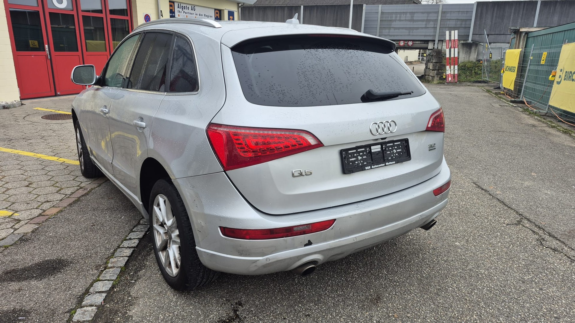 AUDI Q5 3.2 FSI quattro S-tronic-image-7