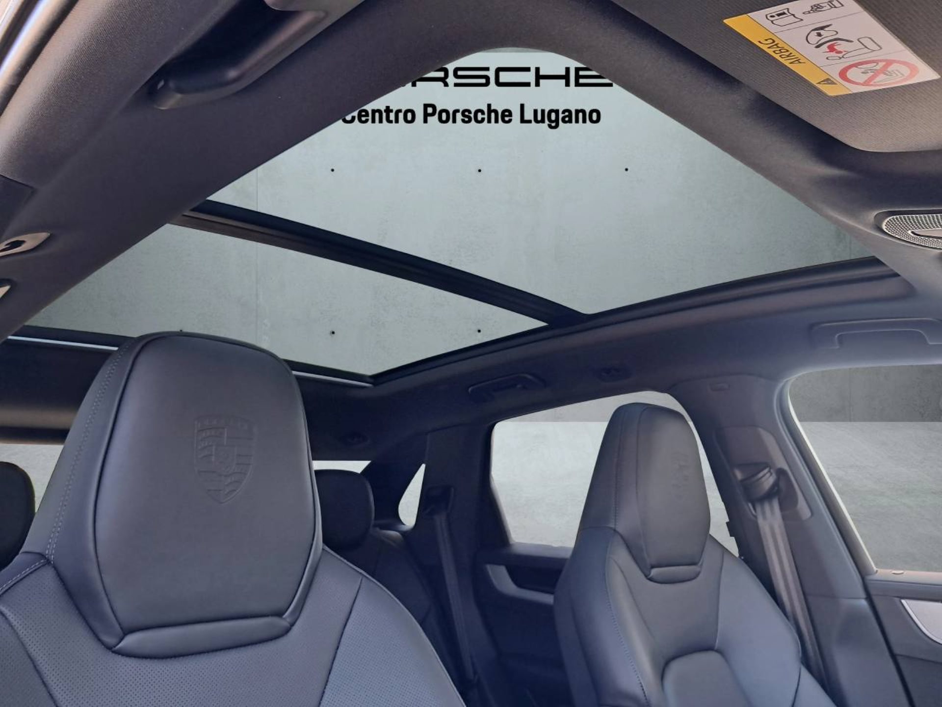 PORSCHE Cayenne S E-Hybrid-image-18