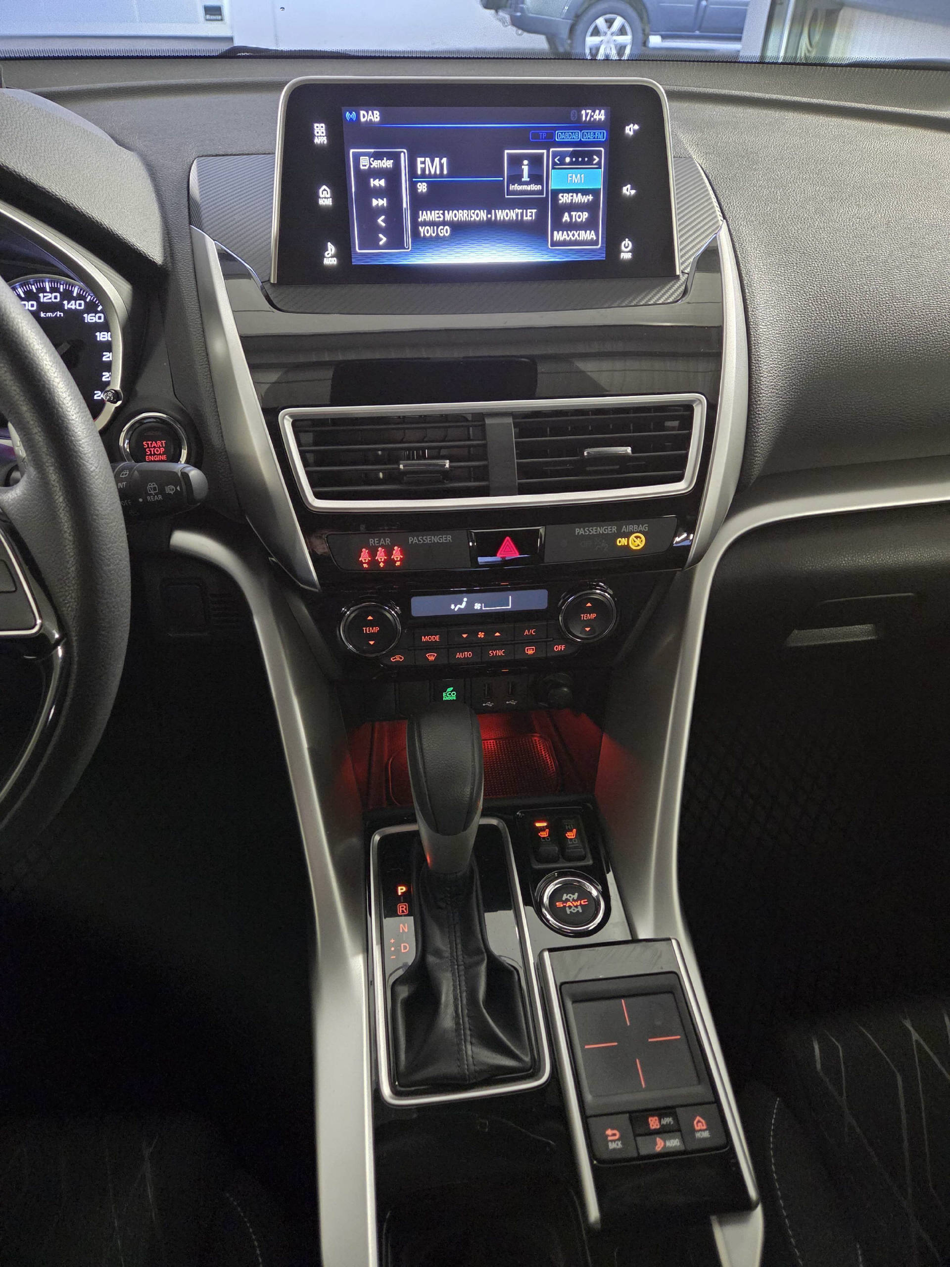 MITSUBISHI Eclipse Cross 1.5 T Style 4x4-image-8