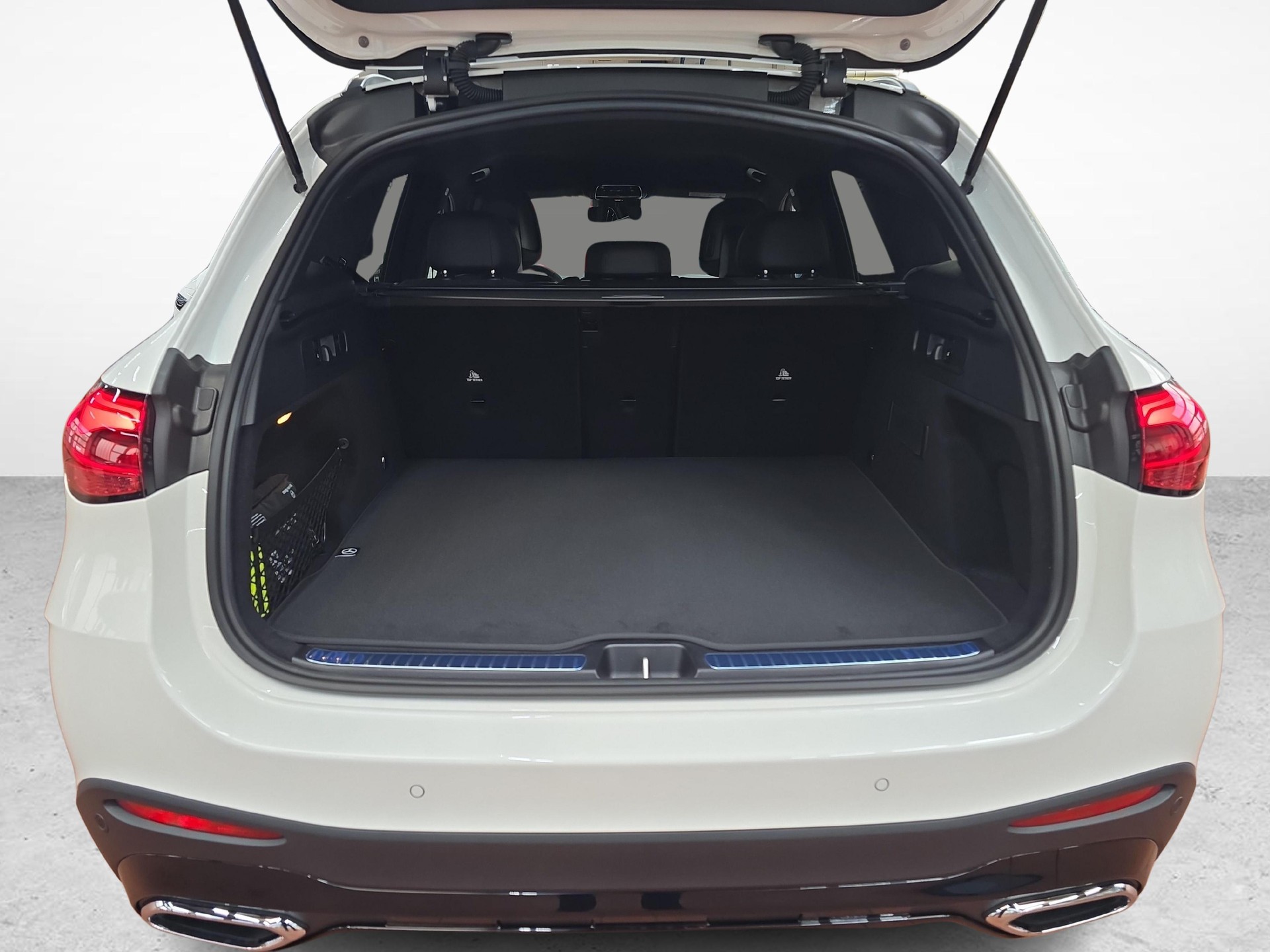 MERCEDES-BENZ GLC 220 d 4MATIC AMG Line-image-9