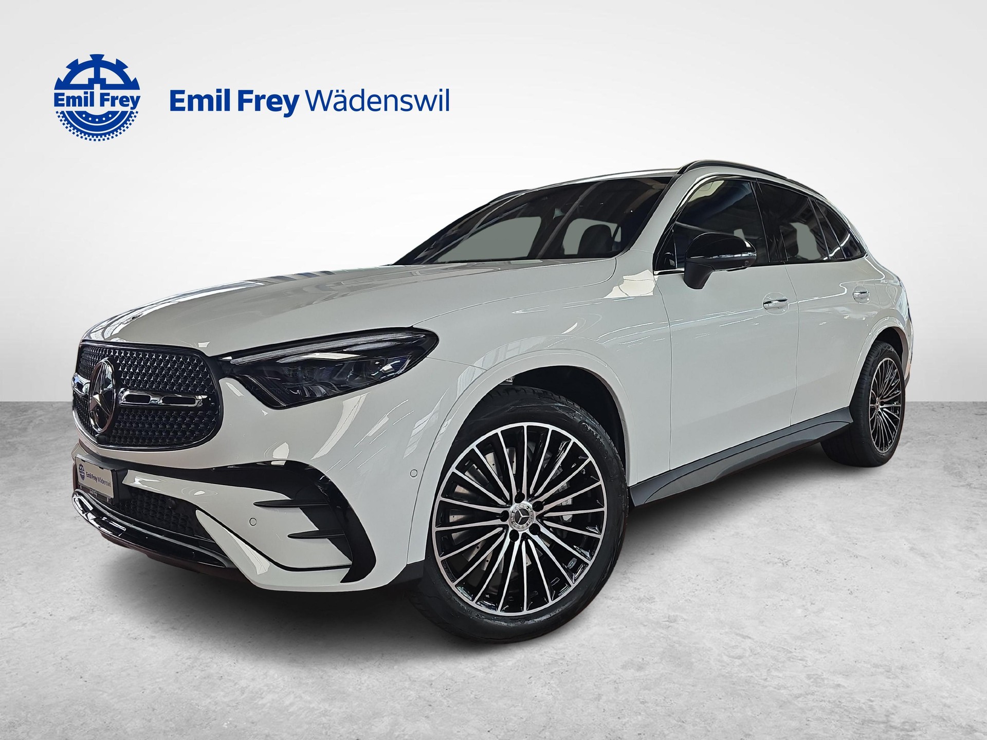 MERCEDES-BENZ GLC 220 d 4MATIC AMG Line-image-11