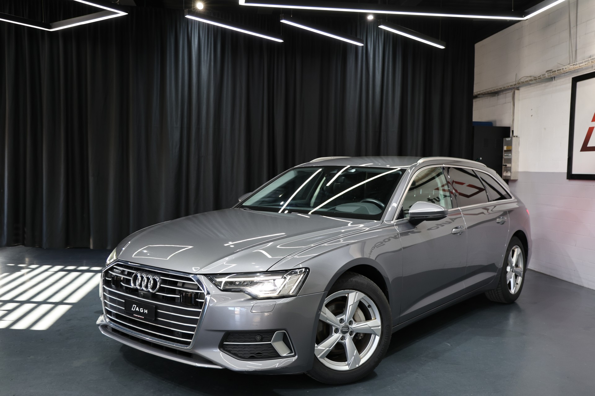 AUDI A6 Avant 40 TDI Sport quattro S-tronic-image-0