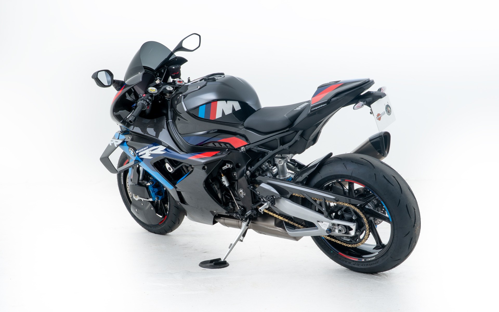 BMW M 1000 RR-showroom-element-3