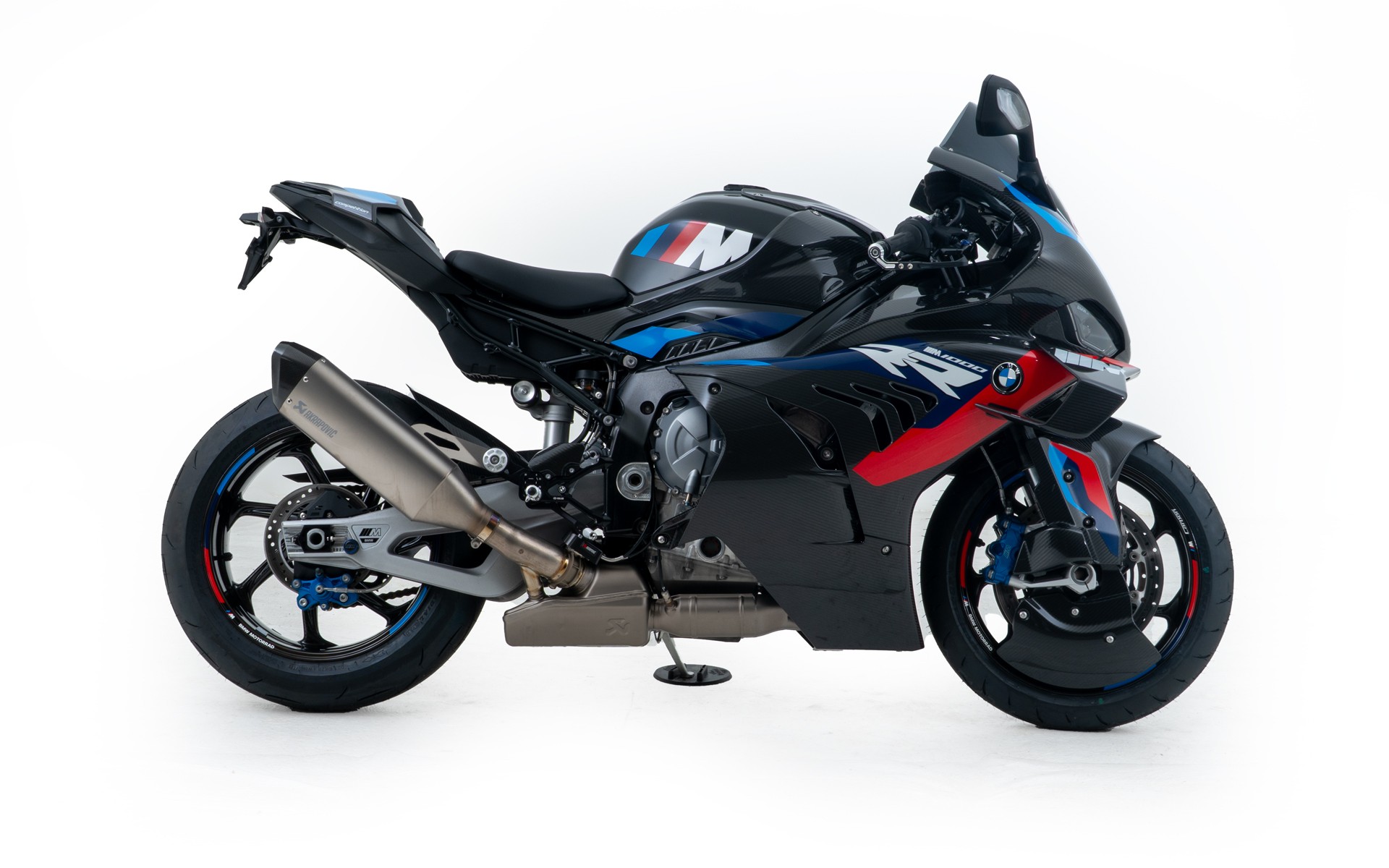 BMW M 1000 RR-showroom-element-1
