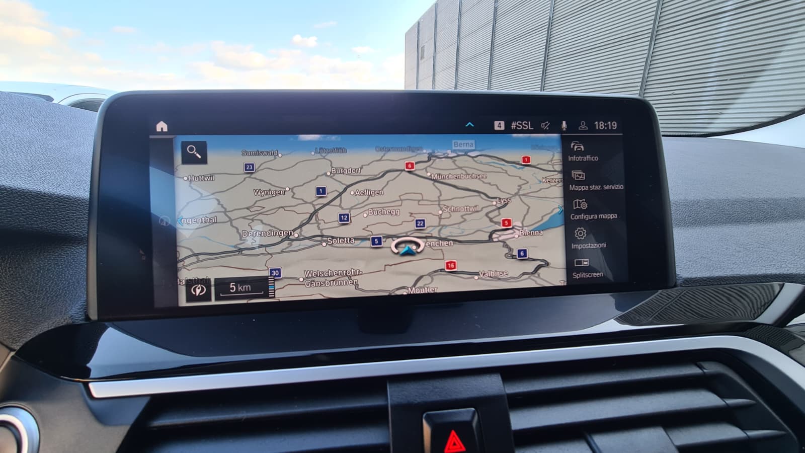 BMW X3 xDrive 30e ** 292 PS ** Voll-Leder ** Navi ** RF-Kamera ** Totwinkel-Assistent ** Tempomat ** Frisch Ab MFK & Service **-image-9