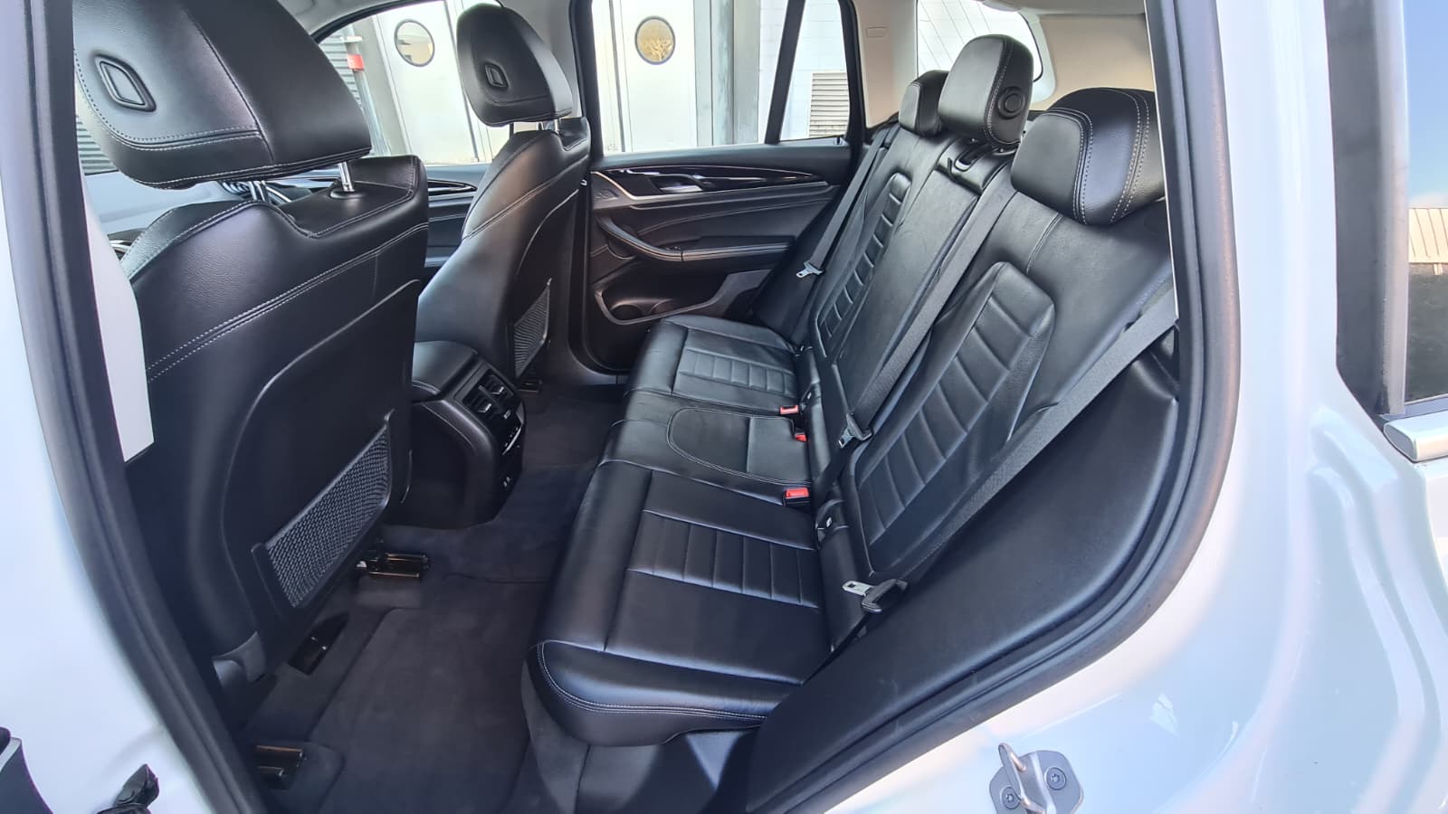 BMW X3 xDrive 30e ** 292 PS ** Voll-Leder ** Navi ** RF-Kamera ** Totwinkel-Assistent ** Tempomat ** Frisch Ab MFK & Service **-image-14