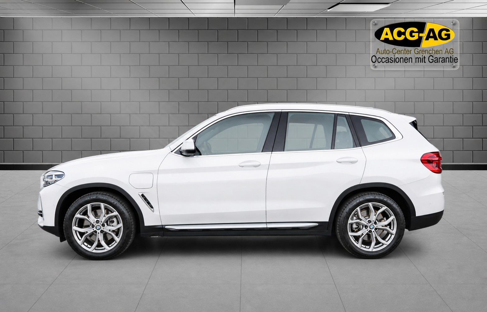 BMW X3 xDrive 30e ** 292 PS ** Voll-Leder ** Navi ** RF-Kamera ** Totwinkel-Assistent ** Tempomat ** Frisch Ab MFK & Service **-image-2