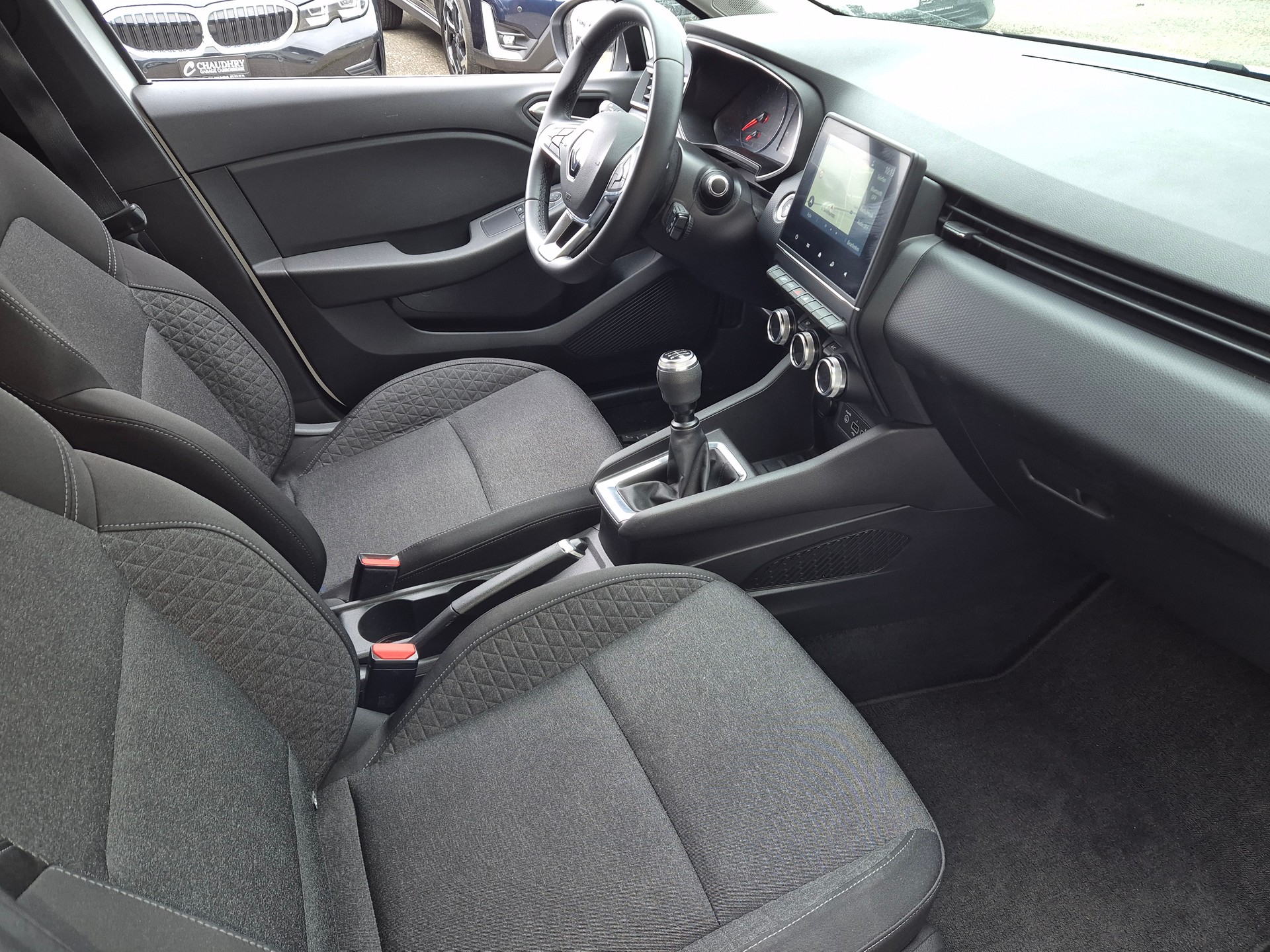RENAULT CLIO 1.0 BUSINESS-image-13