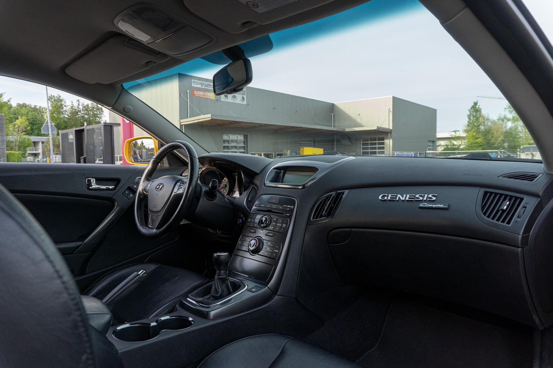 HYUNDAI Genesis 2.0 Turbo-image-9