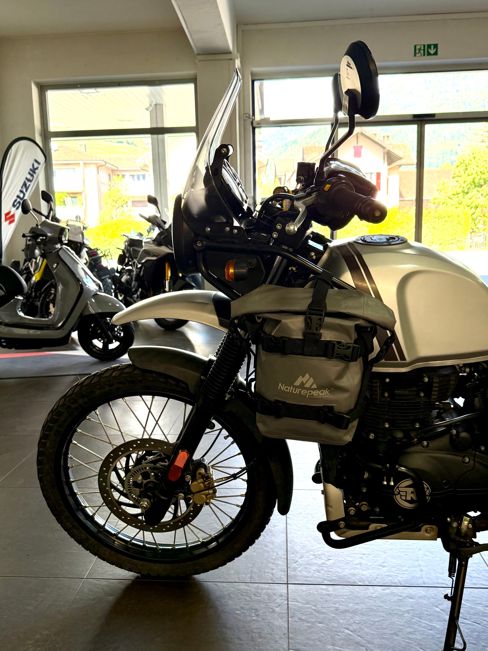 ROYAL ENFIELD Himalayan-image-6