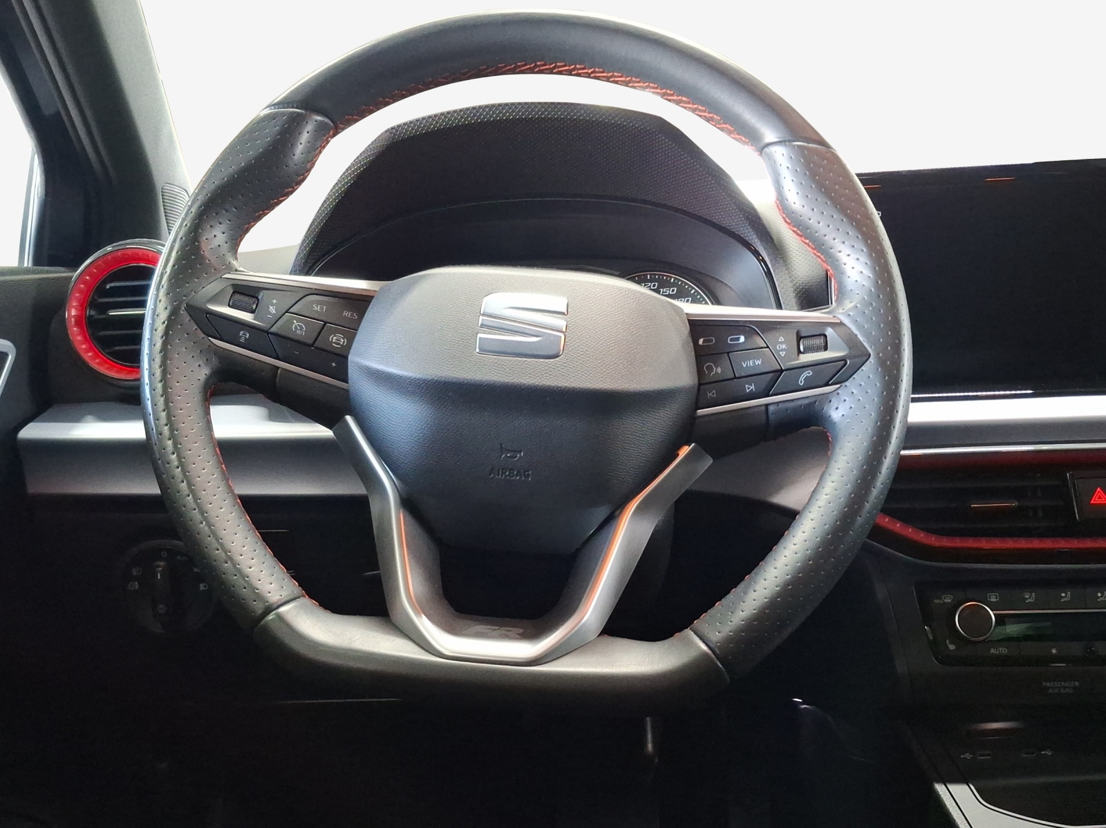 SEAT Ibiza 1.0 EcoTSI Hola FR-image-9