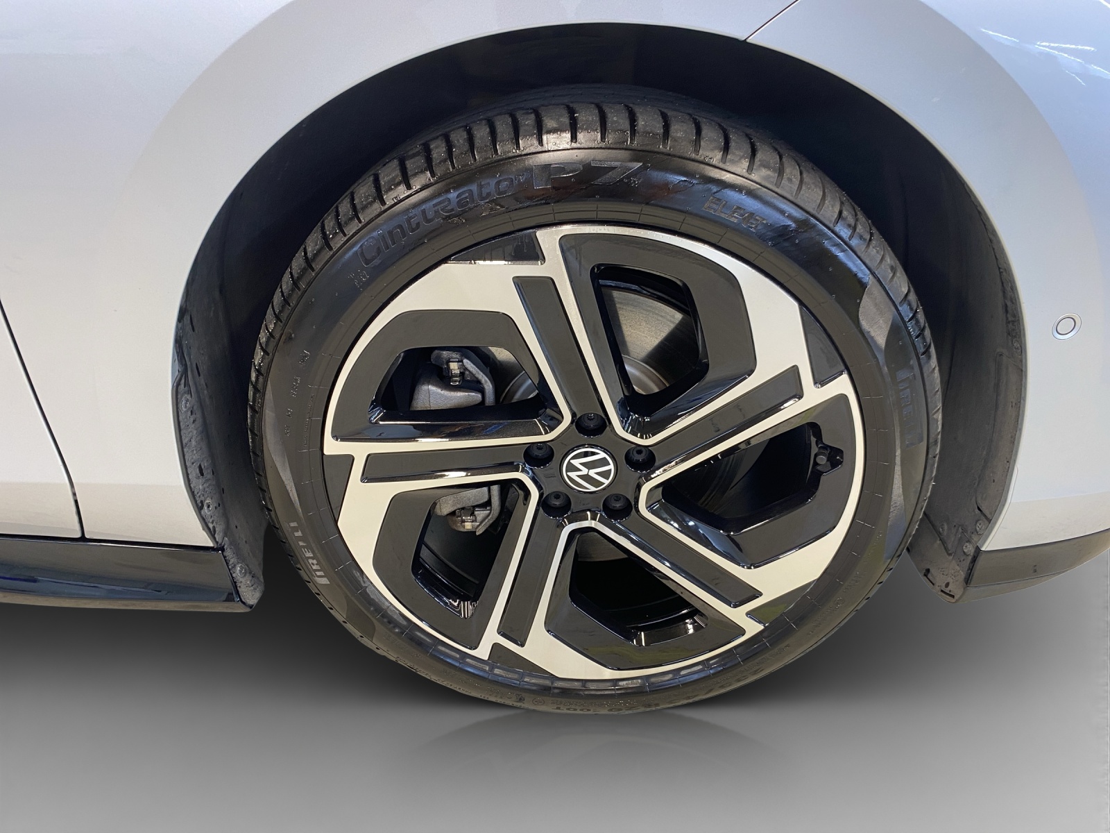 VW ID.7 Tourer GTX 86 kWh GTX United 4 Motion-image-15