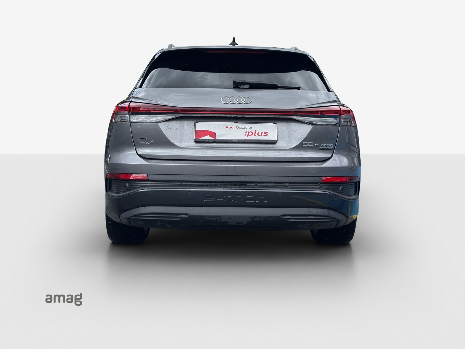 AUDI Q4 e-tron 50 quattro-image-3