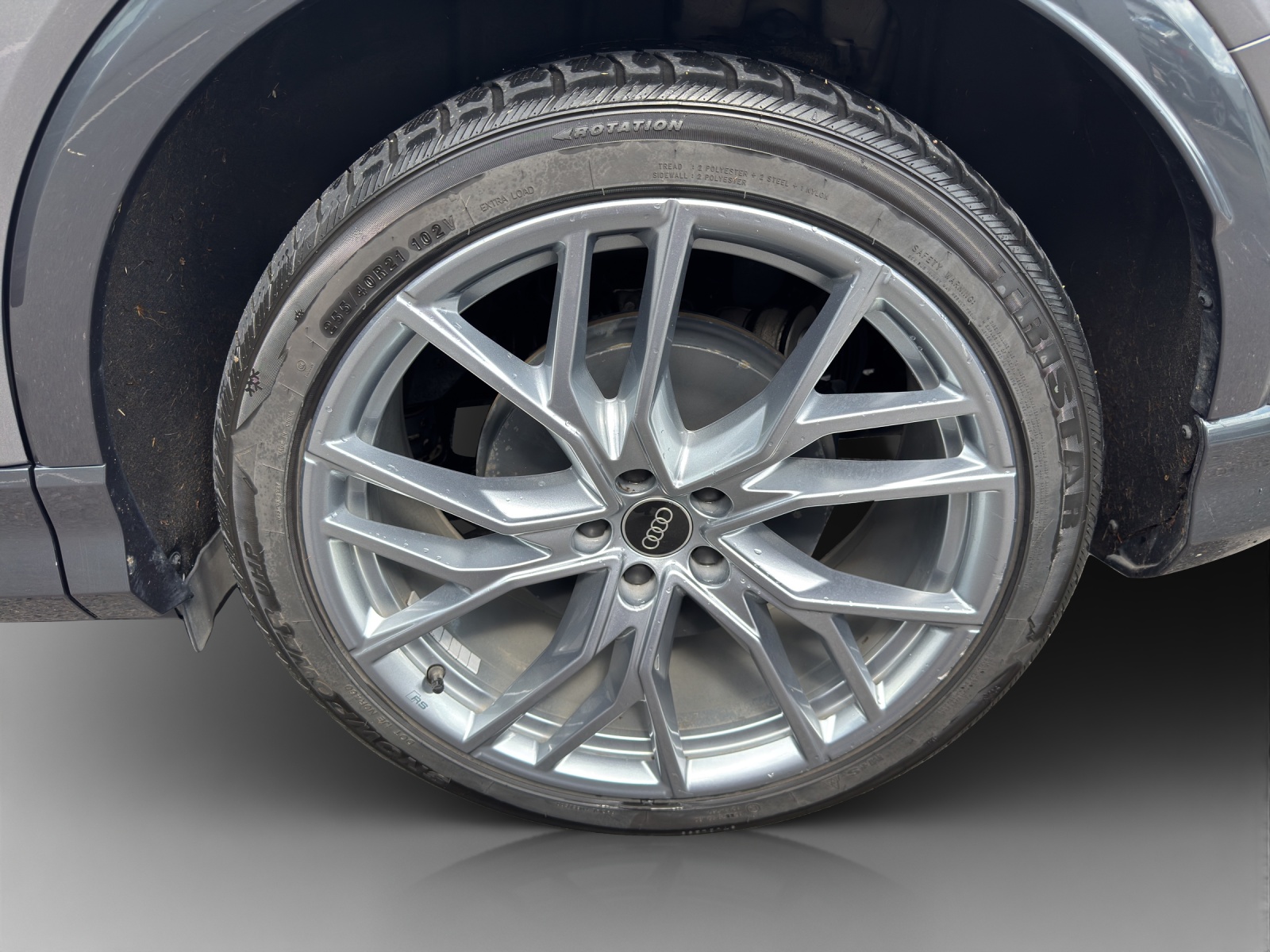 AUDI Q4 e-tron 50 quattro-image-15