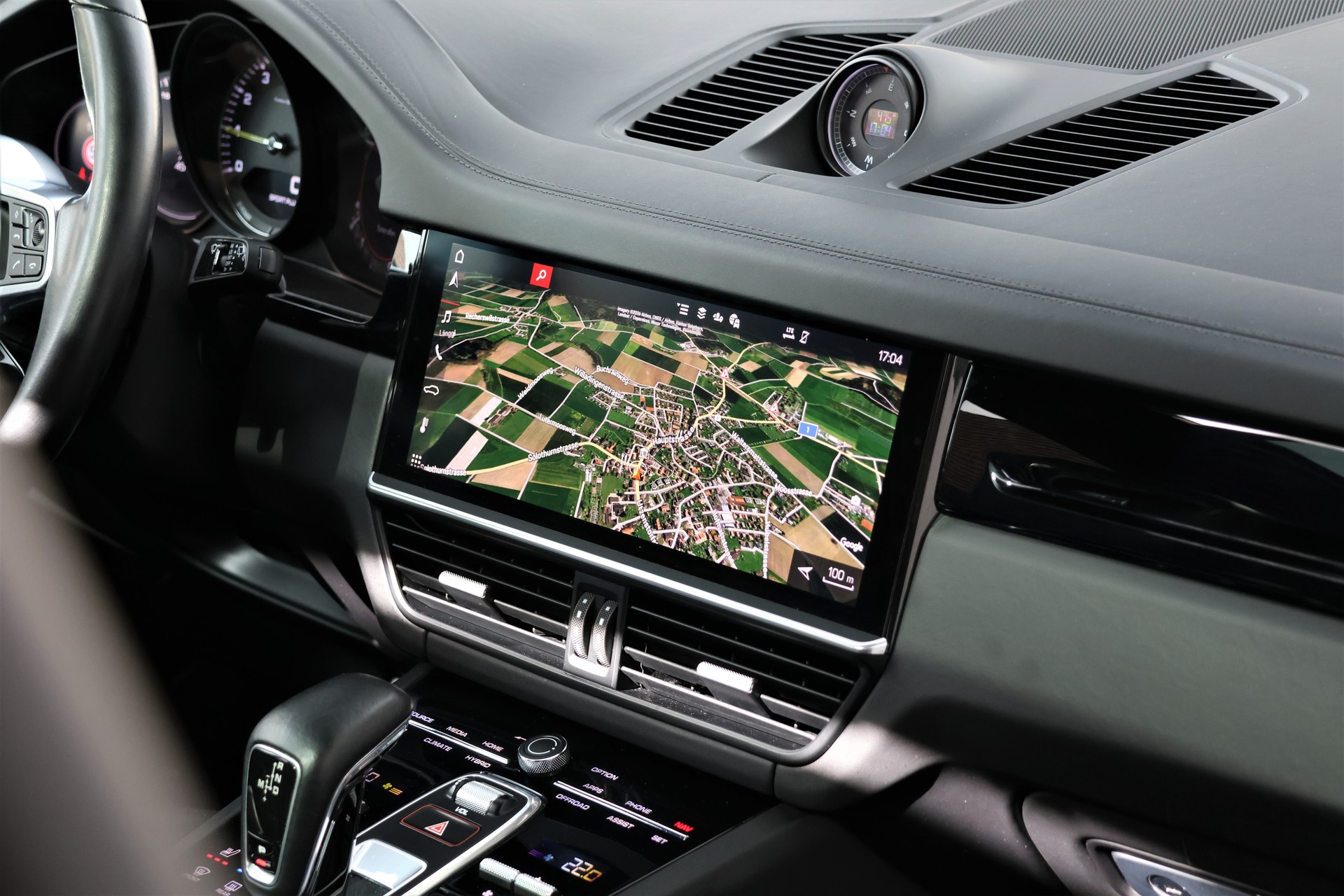 PORSCHE Cayenne E-Hybrid (CH) "Approved 10/27"-image-18