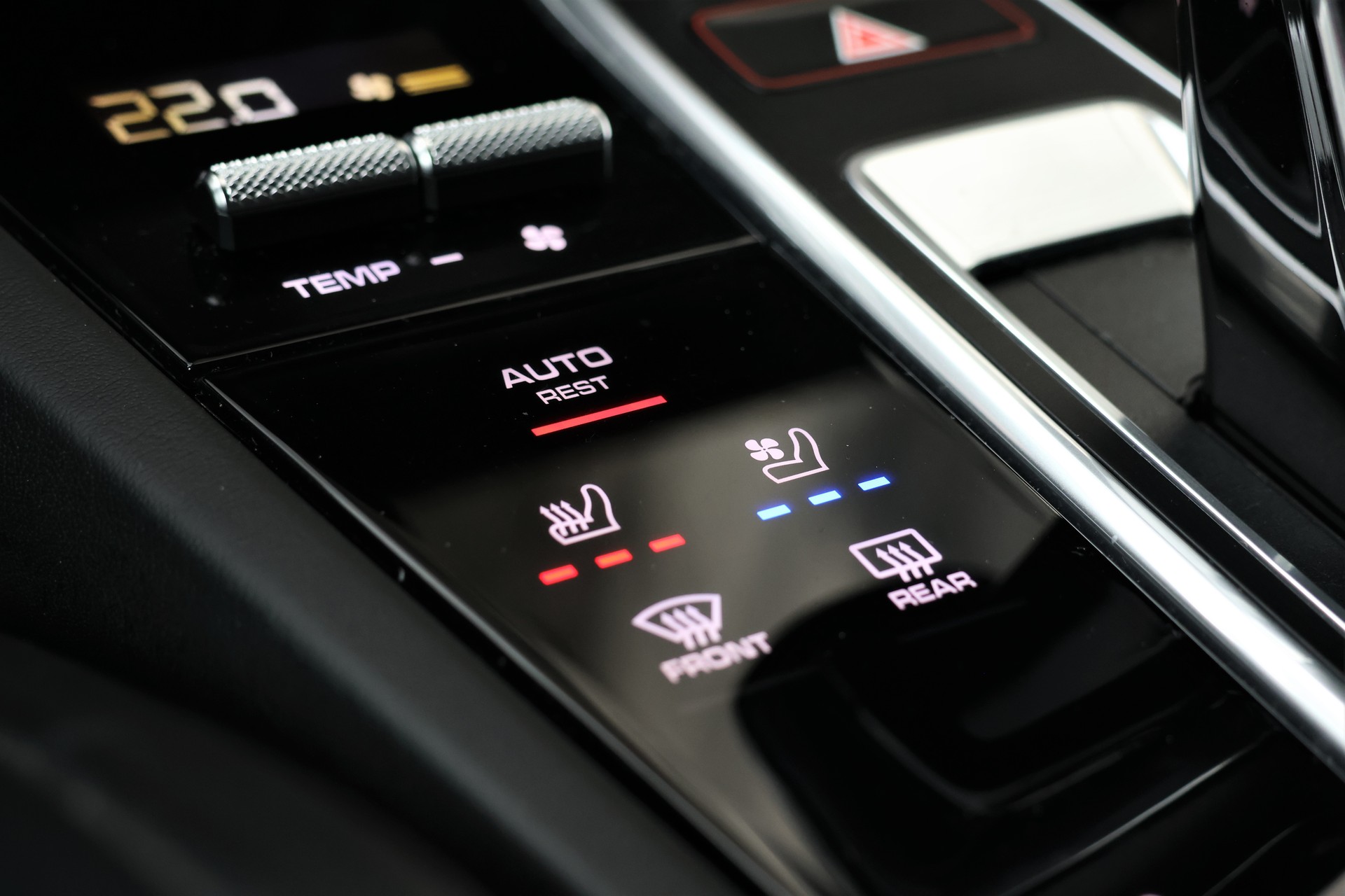 PORSCHE Cayenne E-Hybrid (CH) "Approved 10/27"-image-28