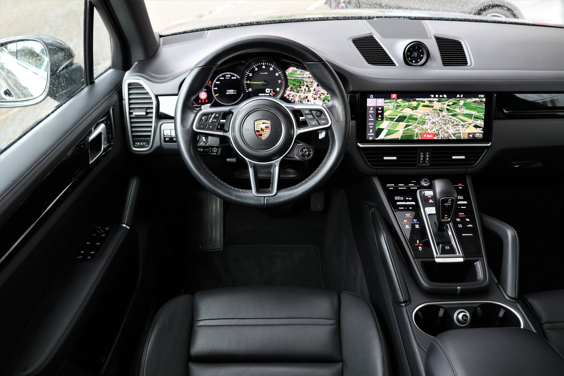 PORSCHE Cayenne E-Hybrid (CH) "Approved 10/27"-image-14