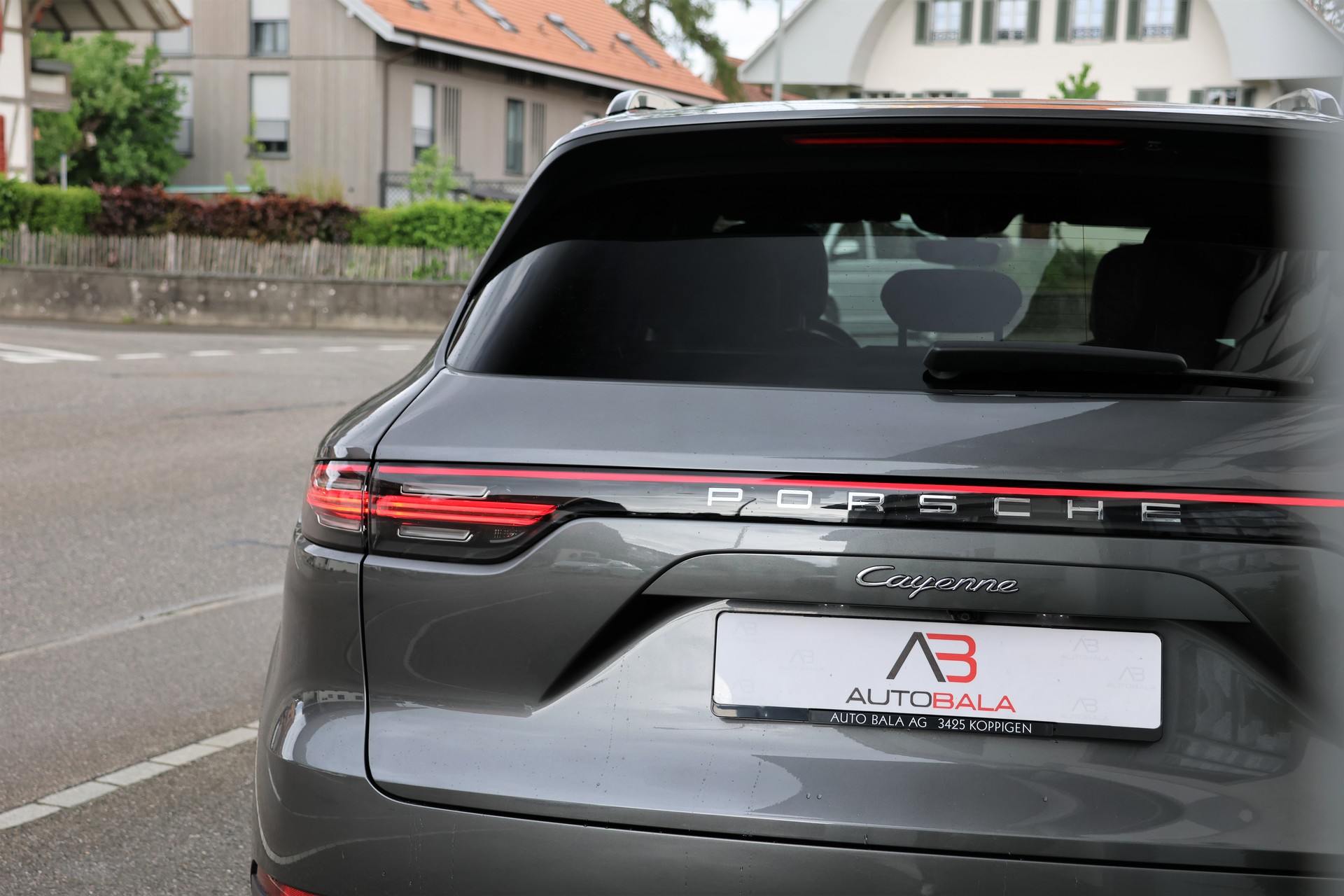 PORSCHE Cayenne E-Hybrid (CH) "Approved 10/27"-image-6