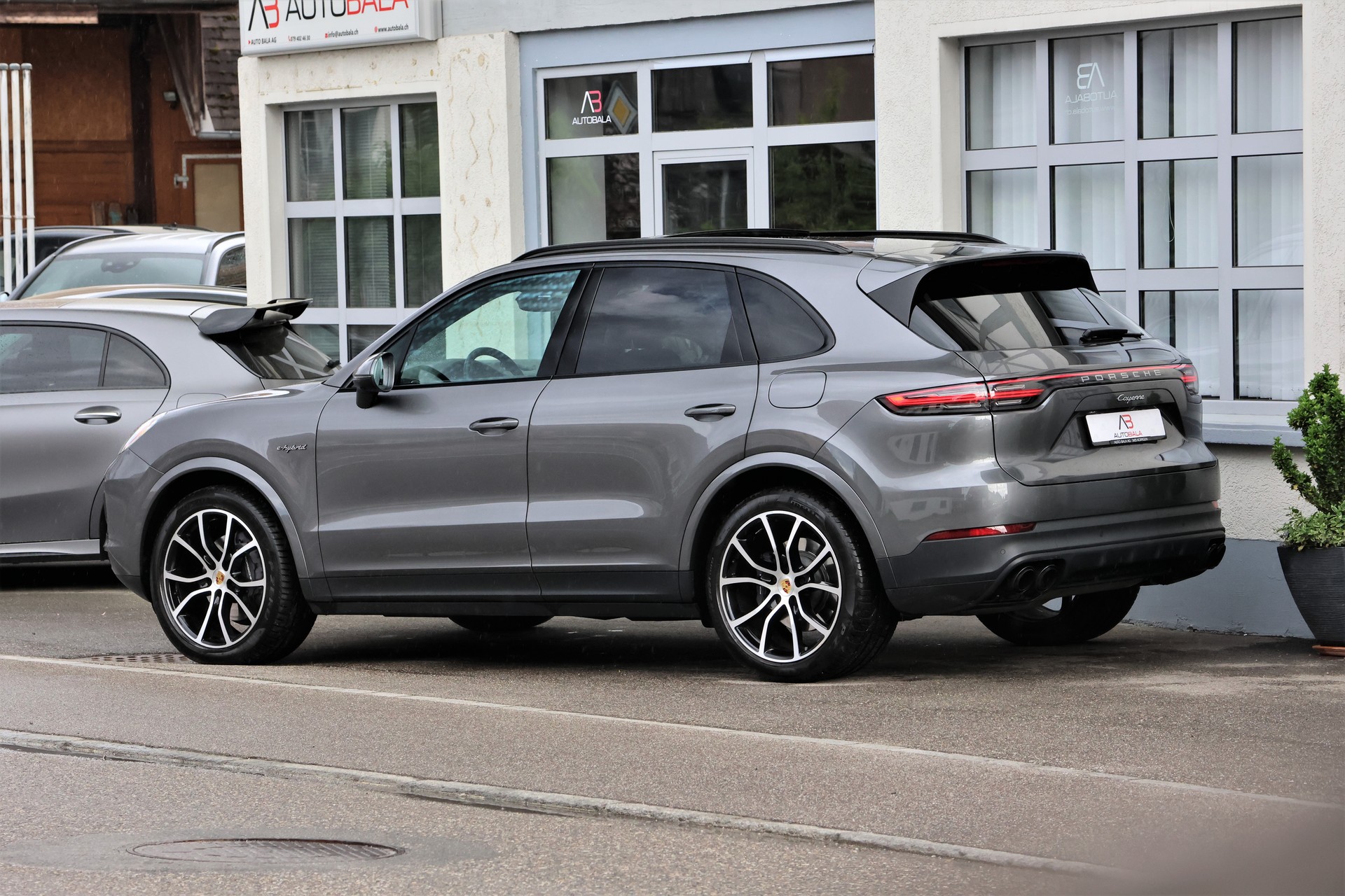 PORSCHE Cayenne E-Hybrid (CH) "Approved 10/27"-image-4