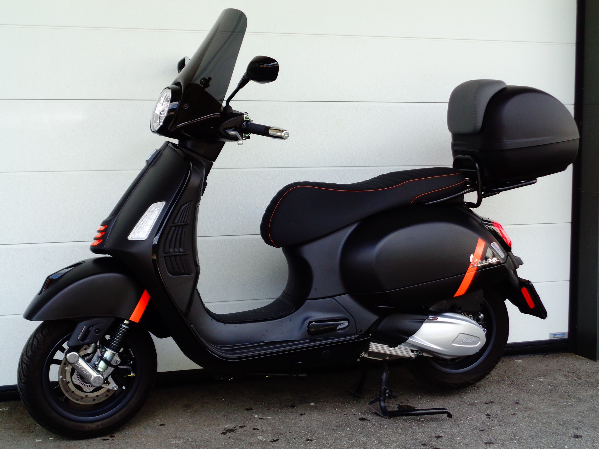 PIAGGIO Vespa GTS 300 Super Sport hpe ABS-image-8