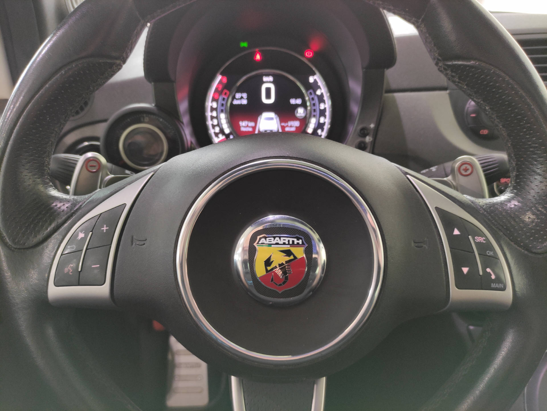 FIAT 595 Abarth 1.4 T-Jet 180 Competizione-image-7
