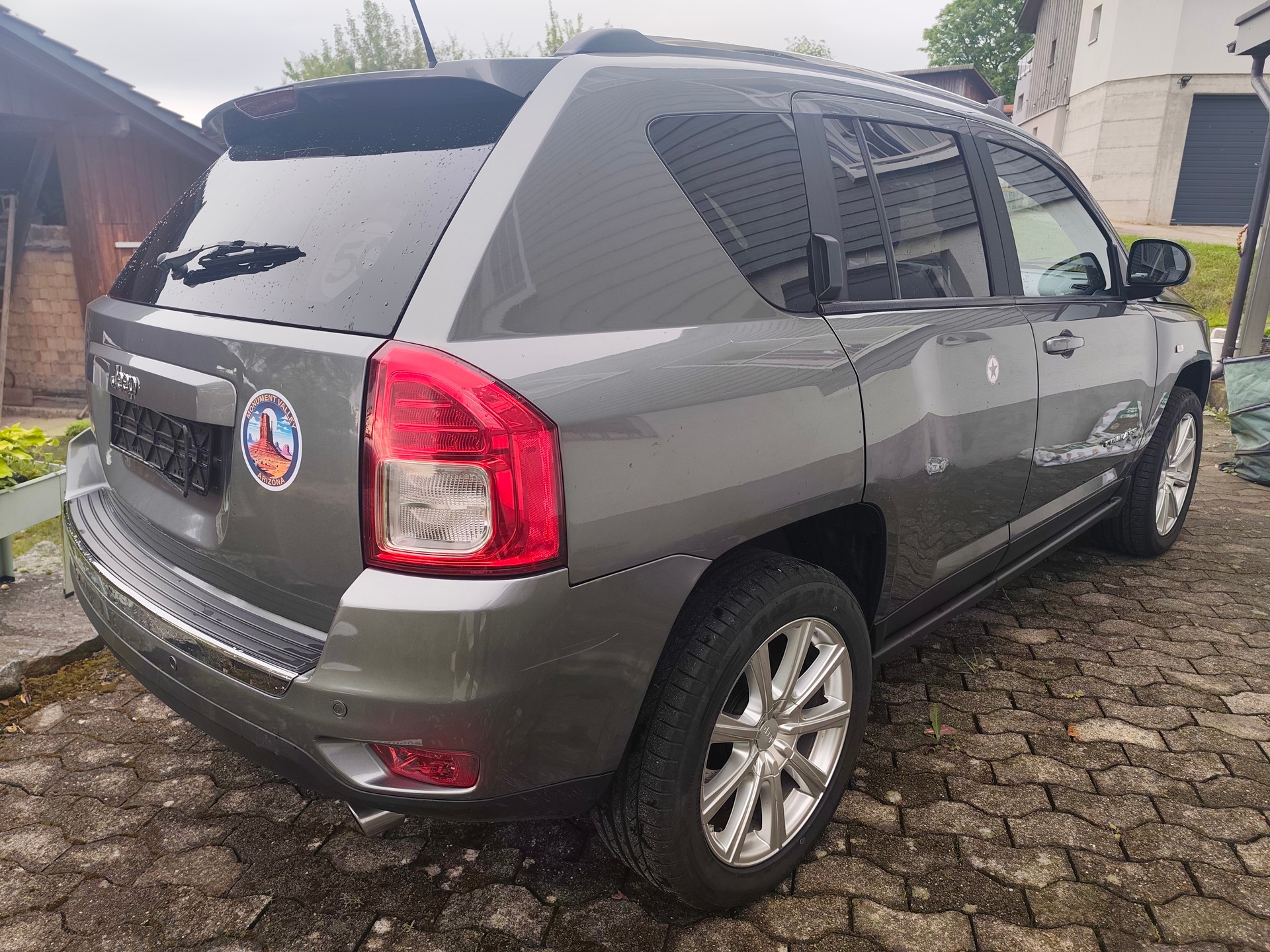 JEEP 2.4 Limited CVT-image-1