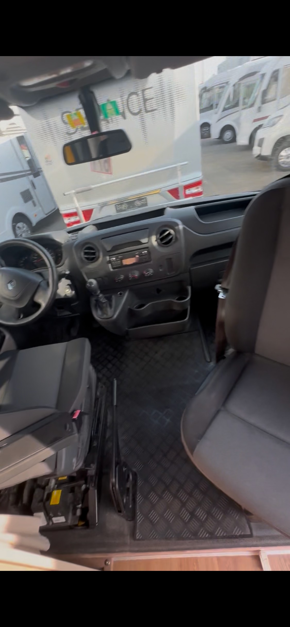 RENAULT MASTER L3H3 Camper-image-12