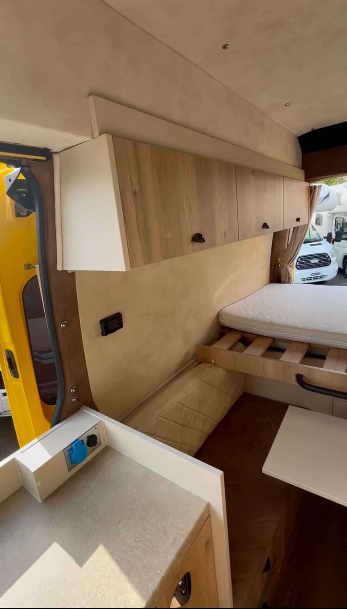 RENAULT MASTER L3H3 Camper-image-6