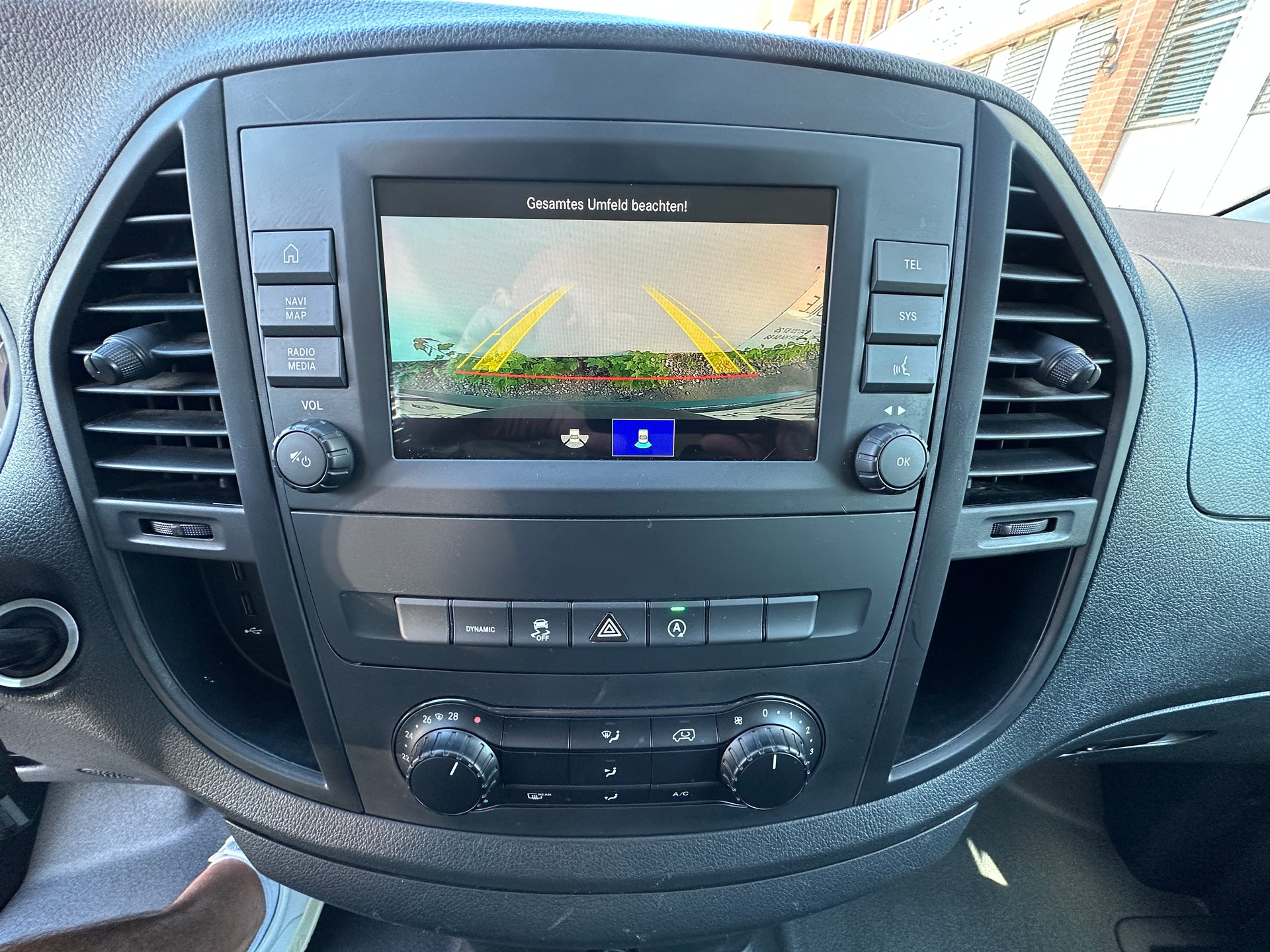 MERCEDES-BENZ Vito 114 CDI Lang Pro Tourer 9G-Tronic-image-9
