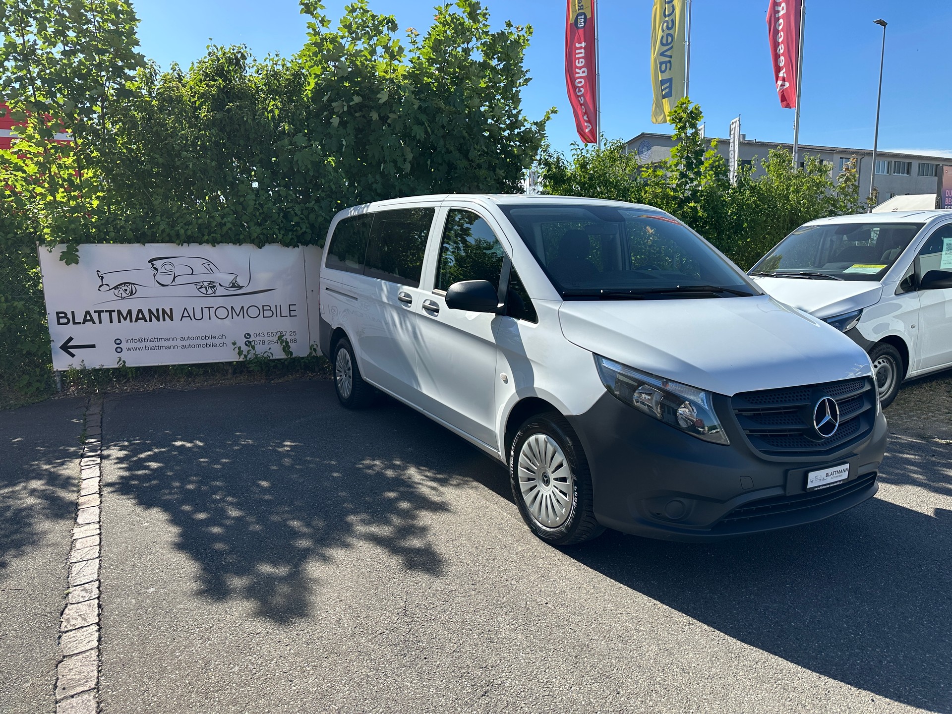 MERCEDES-BENZ Vito 114 CDI Lang Pro Tourer 9G-Tronic-image-0