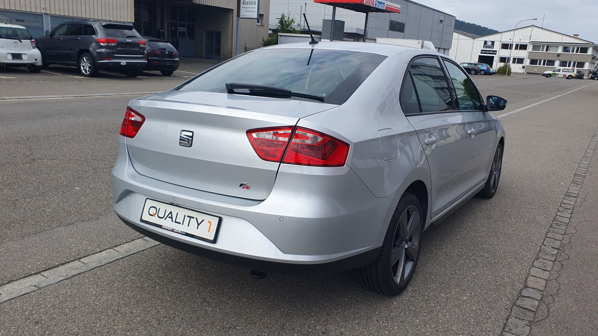 SEAT Toledo 1.4 TSI FR Line DSG-image-7