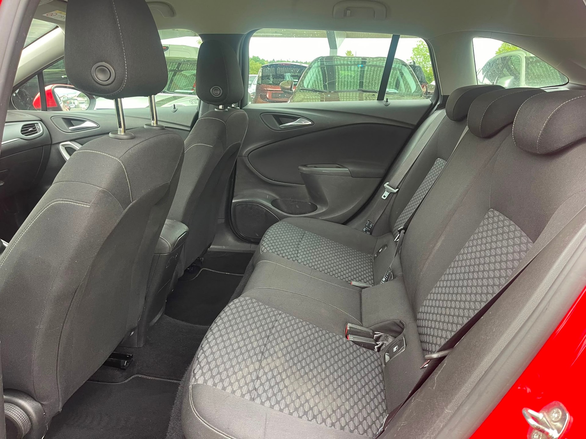 OPEL Astra Sports Tourer 1.4i Turbo Enjoy-image-10