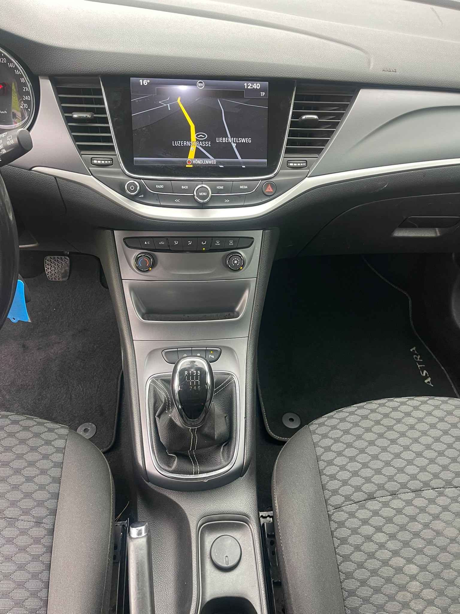 OPEL Astra Sports Tourer 1.4i Turbo Enjoy-image-9