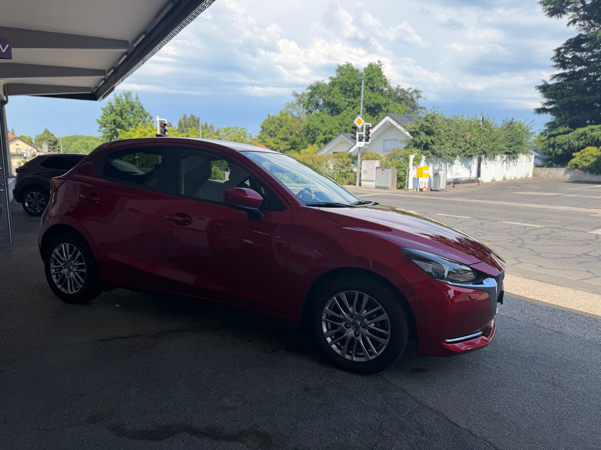 MAZDA 2 SKYACTIV-G 90 Revolution Automat-image-4