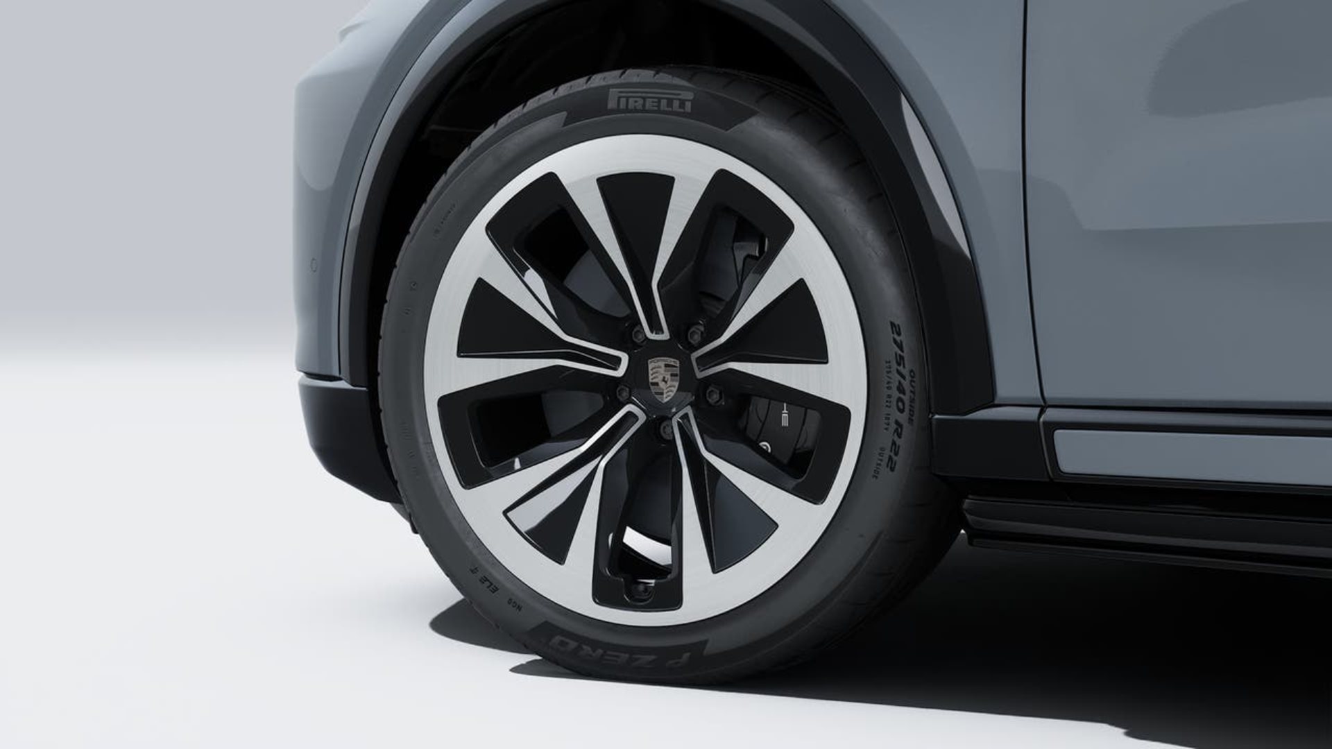 PORSCHE Cayenne Turbo Electric-image-9